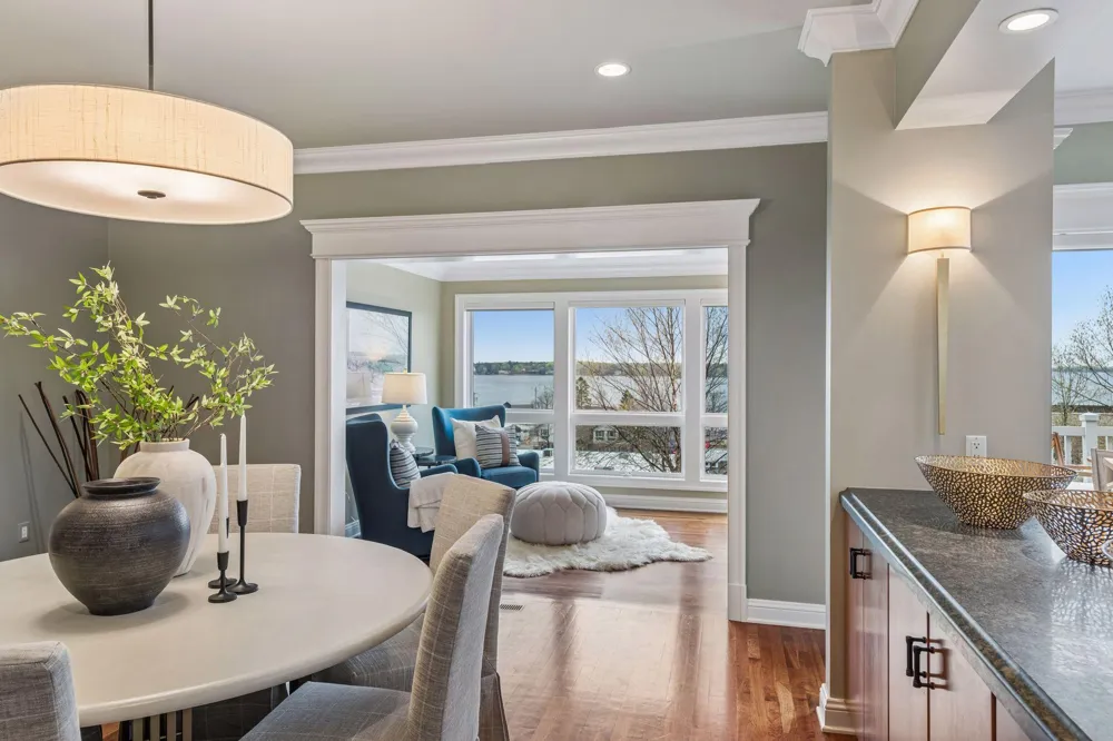 726 Widsten Circle Wayzata, MN 55391