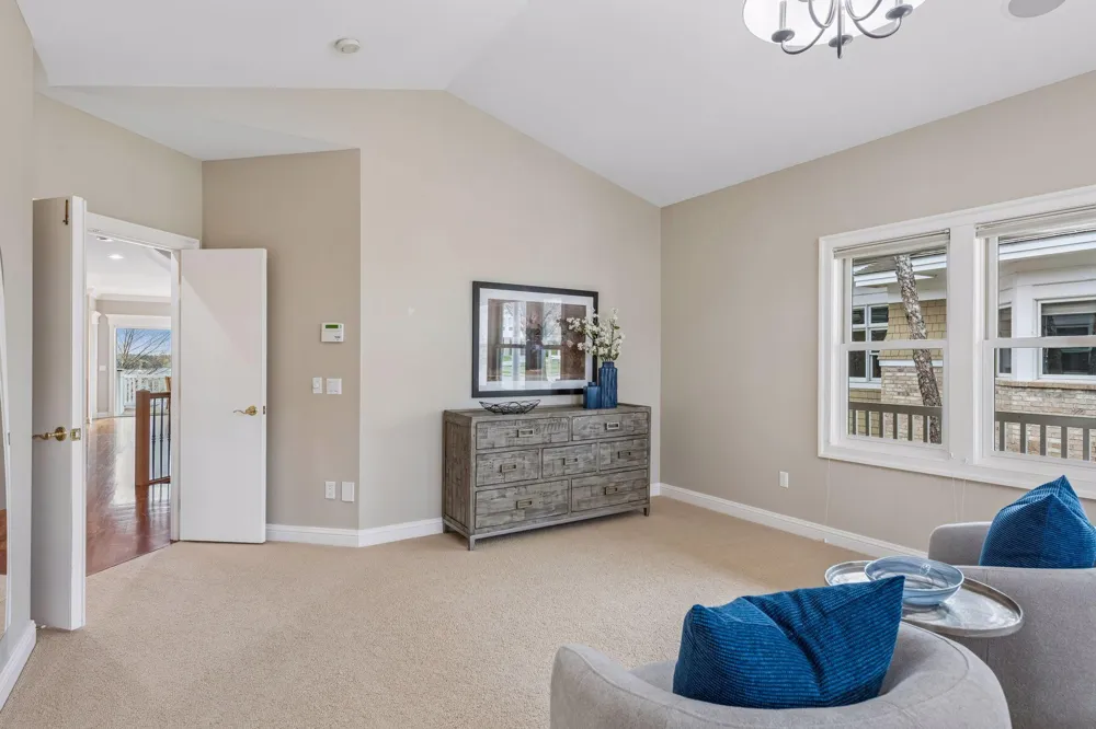 726 Widsten Circle Wayzata, MN 55391