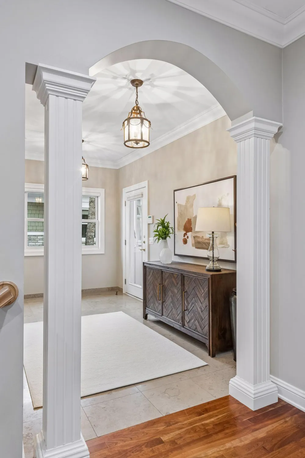 726 Widsten Circle Wayzata, MN 55391