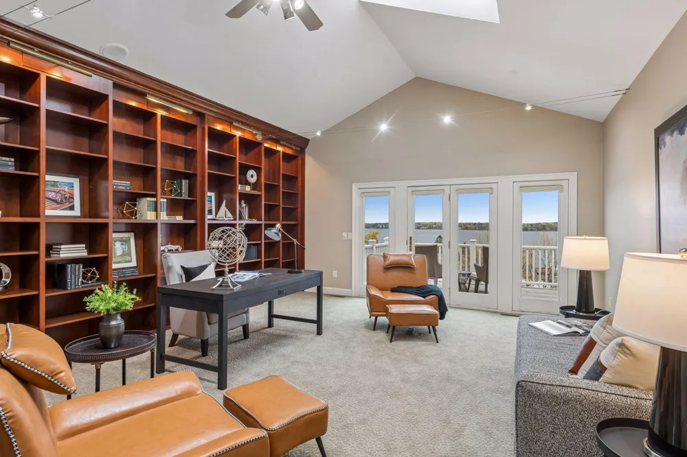 726 Widsten Circle Wayzata, MN 55391