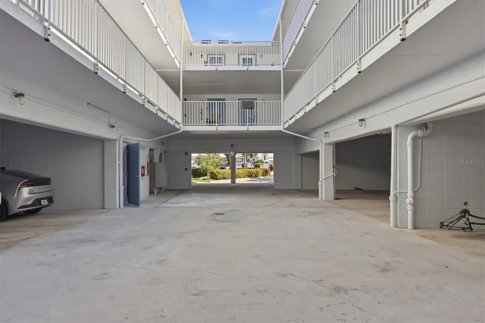 1714 69TH AVENUE W #A303 Bradenton, FL 34207