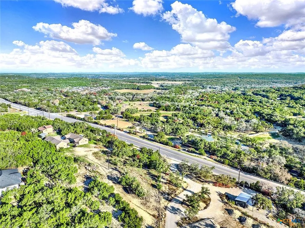 7665 Fm 32 Fischer, TX 78623