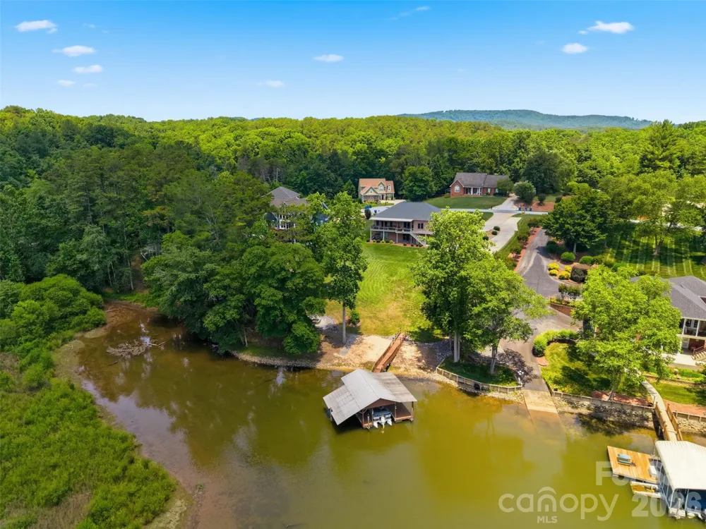 495 Windsor Drive Taylorsville, NC 28681