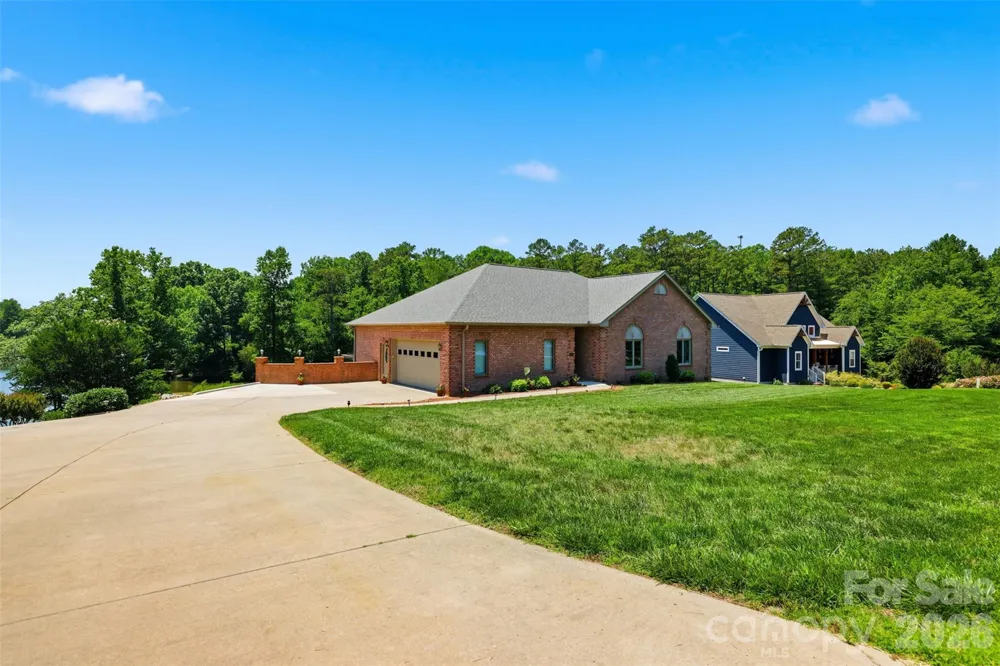 495 Windsor Drive Taylorsville, NC 28681