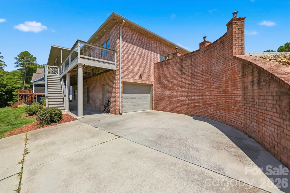 495 Windsor Drive Taylorsville, NC 28681