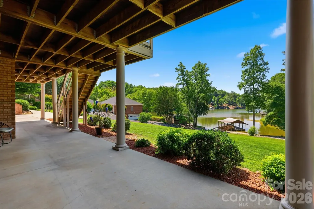 495 Windsor Drive Taylorsville, NC 28681