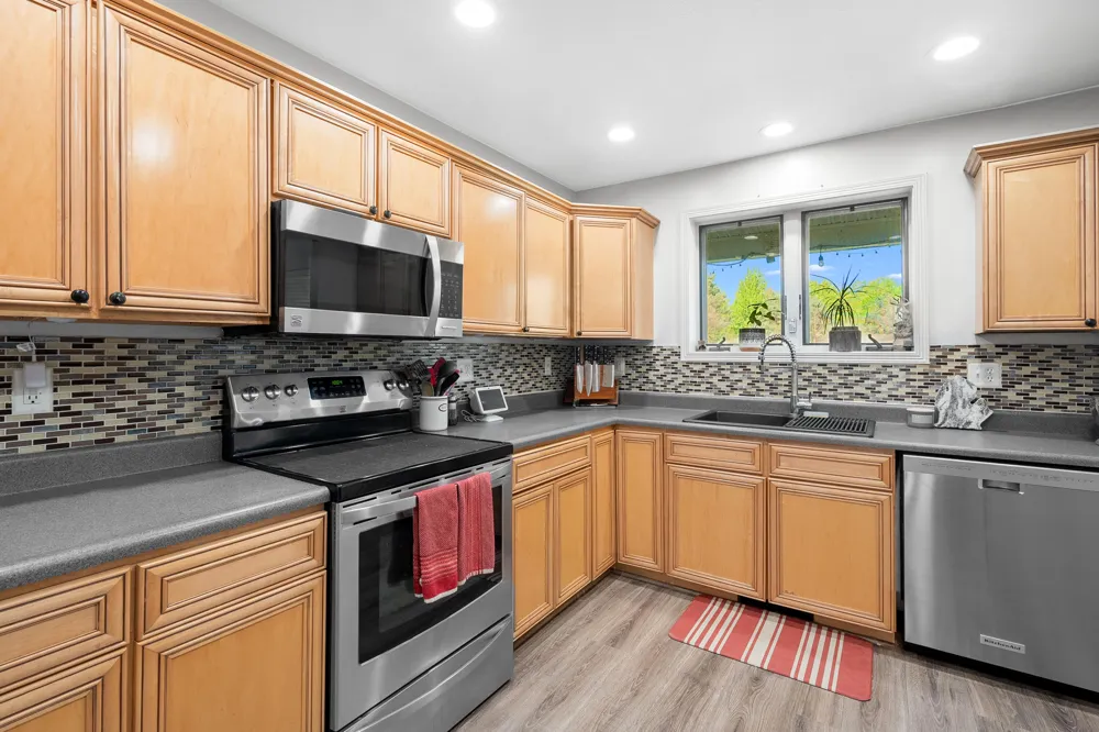 42083 40th Street Waverly Township, MI 49079