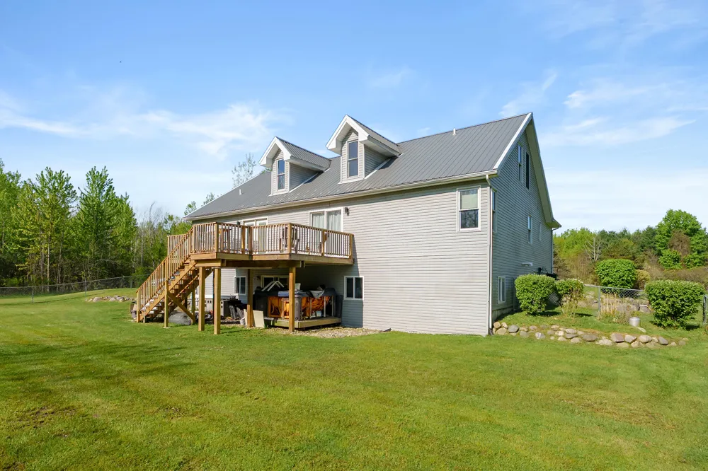 42083 40th Street Waverly Township, MI 49079