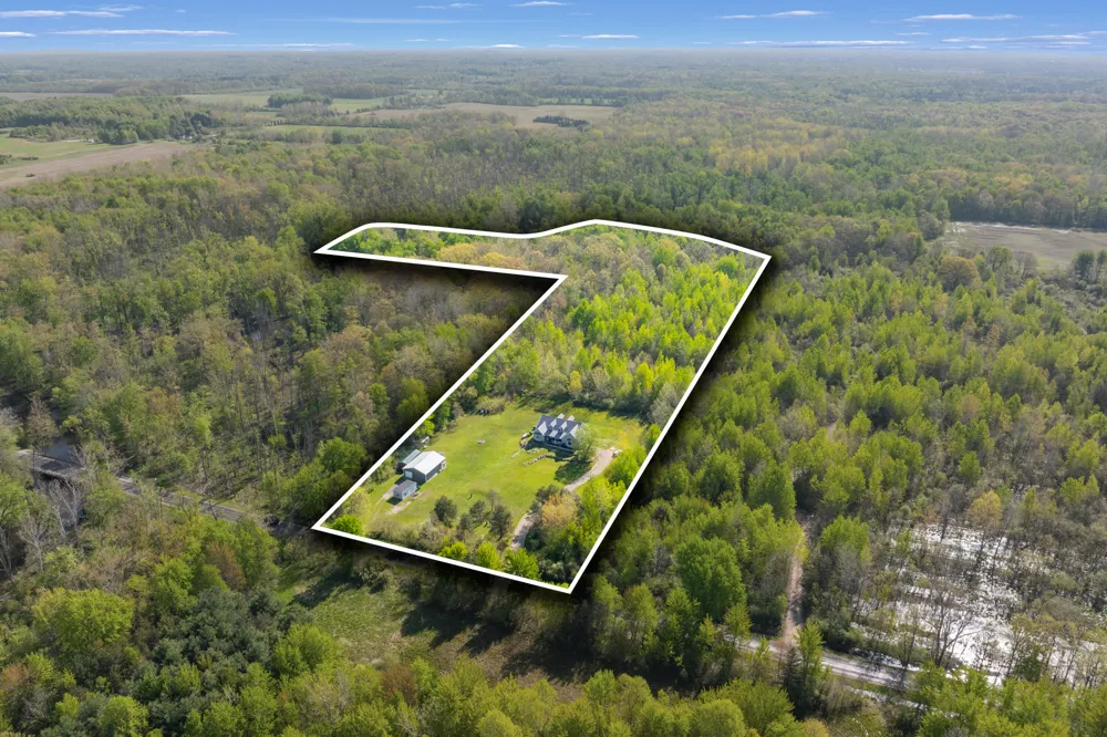 42083 40th Street Waverly Township, MI 49079