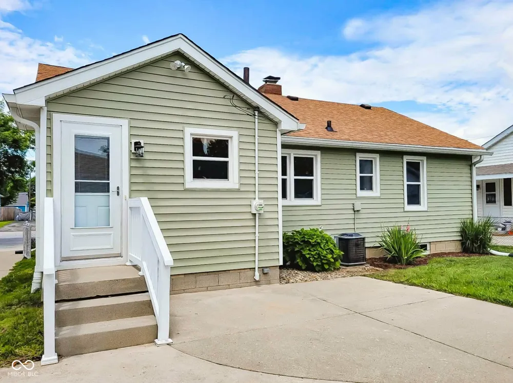 331 14th Avenue Beech Grove, IN 46107