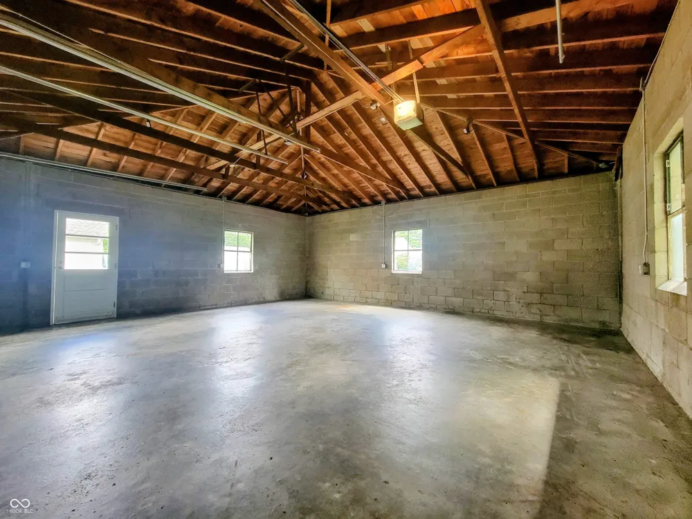 331 14th Avenue Beech Grove, IN 46107