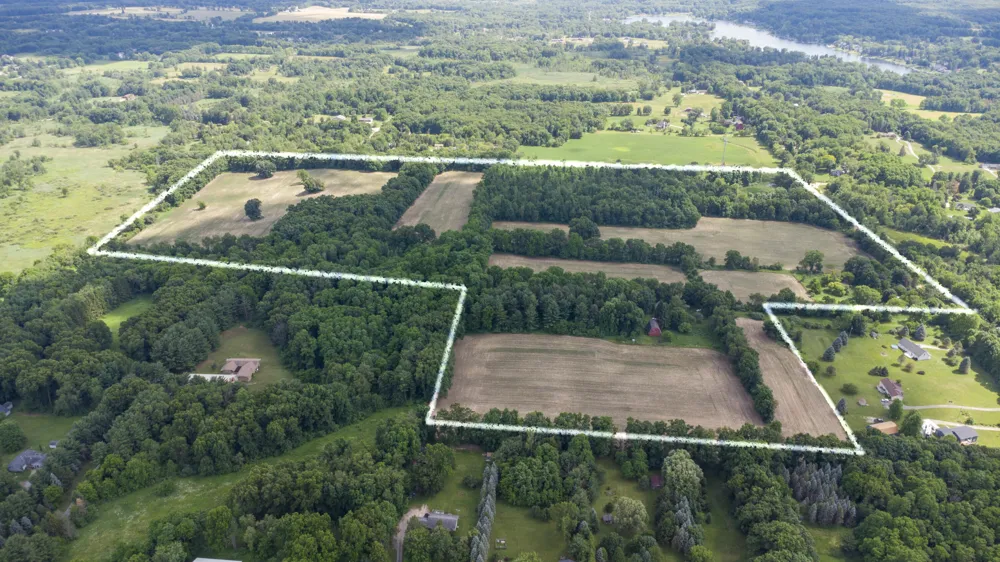 7114 Mabley Hill Road Fenton, MI 48430