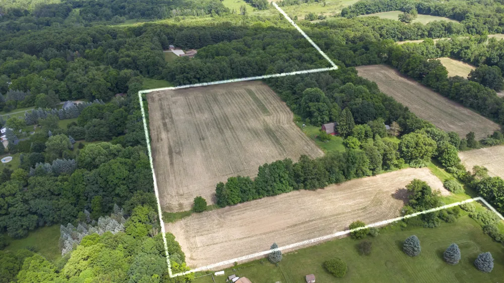 7114 Mabley Hill Road Fenton, MI 48430