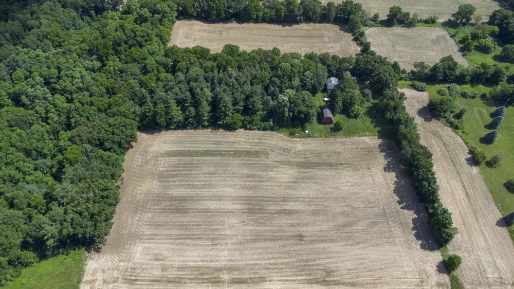 7114 Mabley Hill Road Fenton, MI 48430