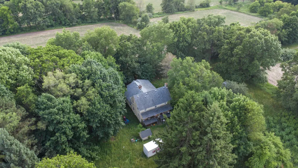 7114 Mabley Hill Road Fenton, MI 48430