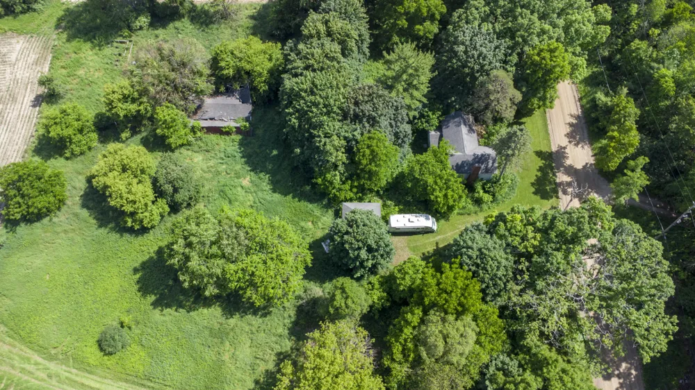 7114 Mabley Hill Road Fenton, MI 48430