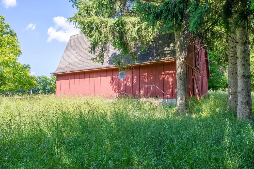 7114 Mabley Hill Road Fenton, MI 48430