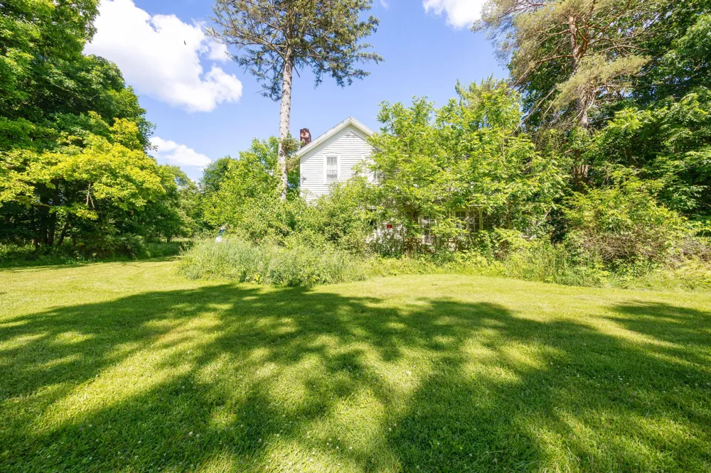 7114 Mabley Hill Road Fenton, MI 48430