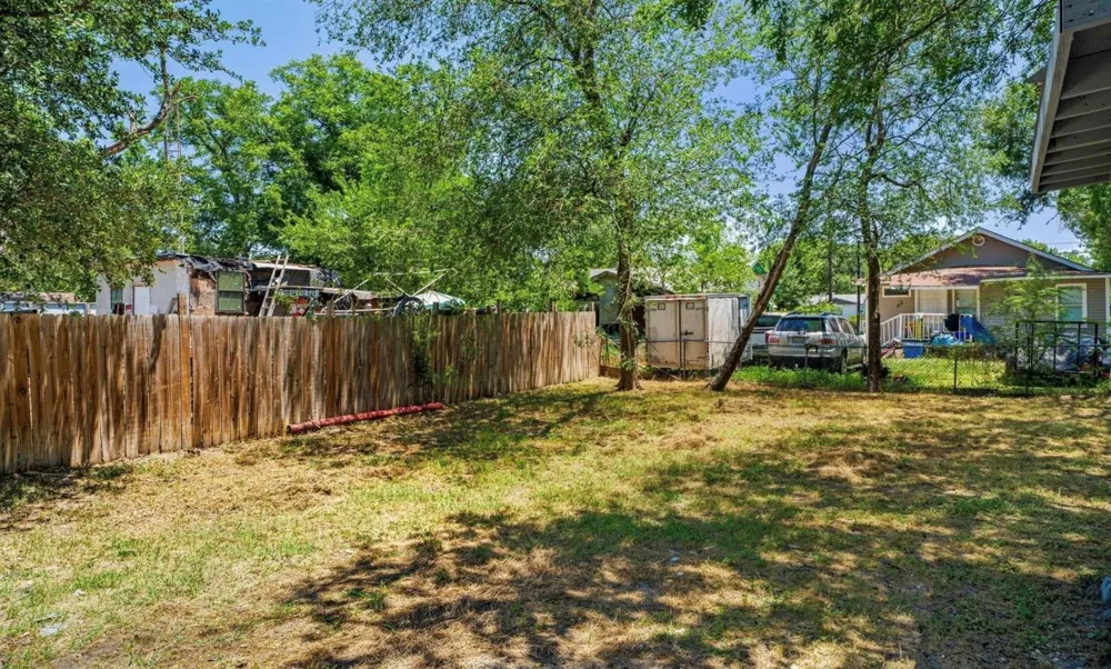 512 Vickers Avenue San Antonio, TX 78211