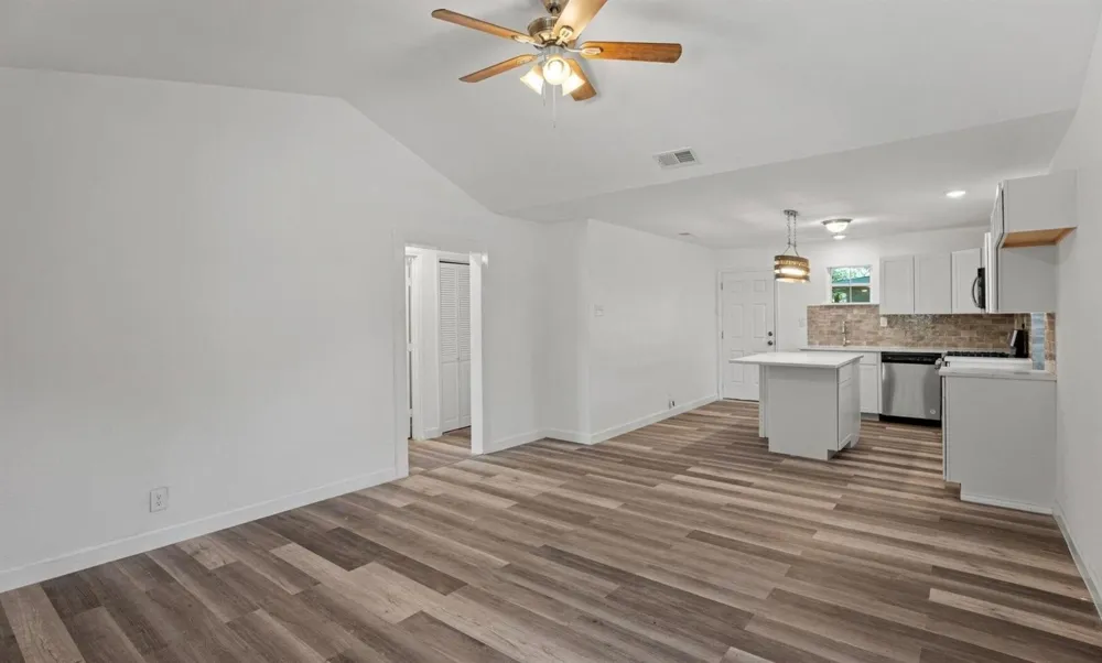 512 Vickers Avenue San Antonio, TX 78211