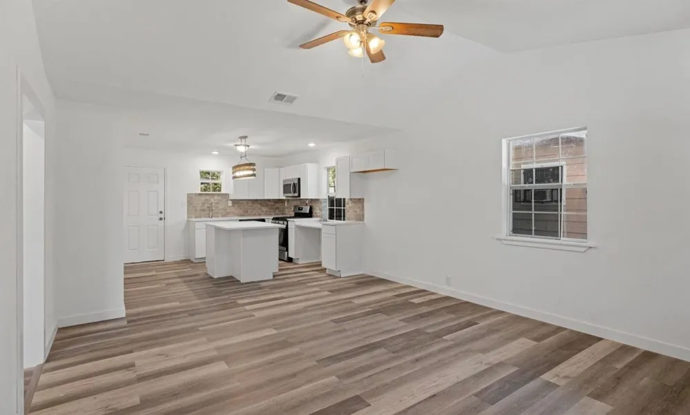 512 Vickers Avenue San Antonio, TX 78211