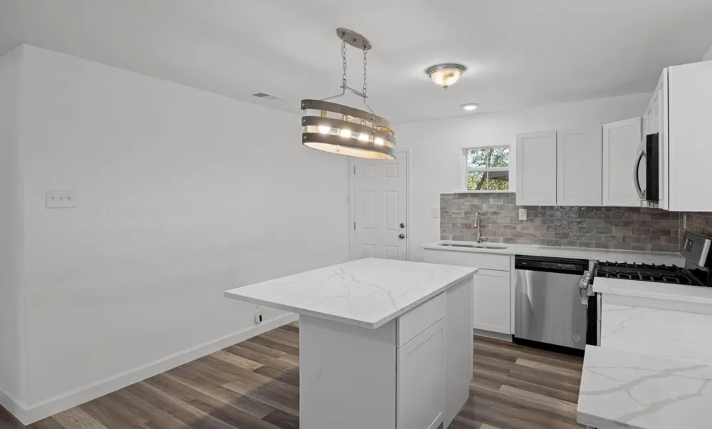 512 Vickers Avenue San Antonio, TX 78211