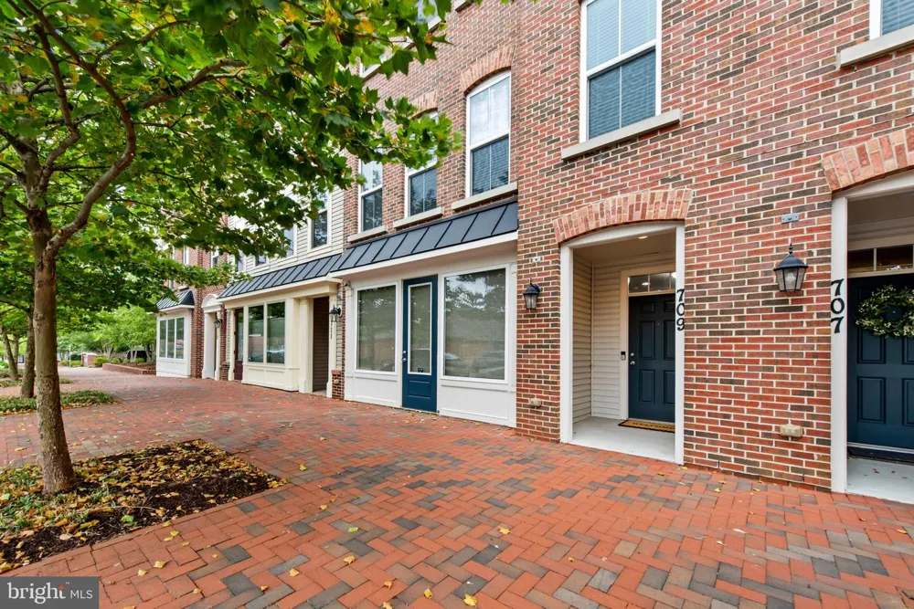 709 SKIPPERS LANE Annapolis, MD 21401