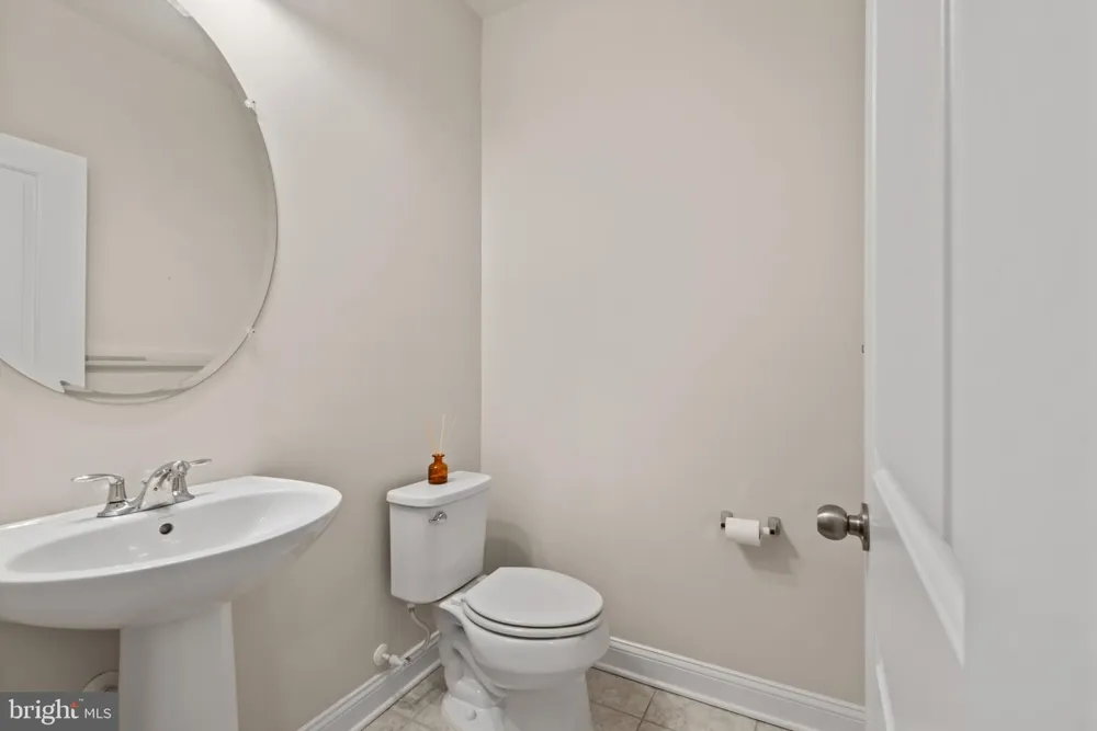 709 SKIPPERS LANE Annapolis, MD 21401