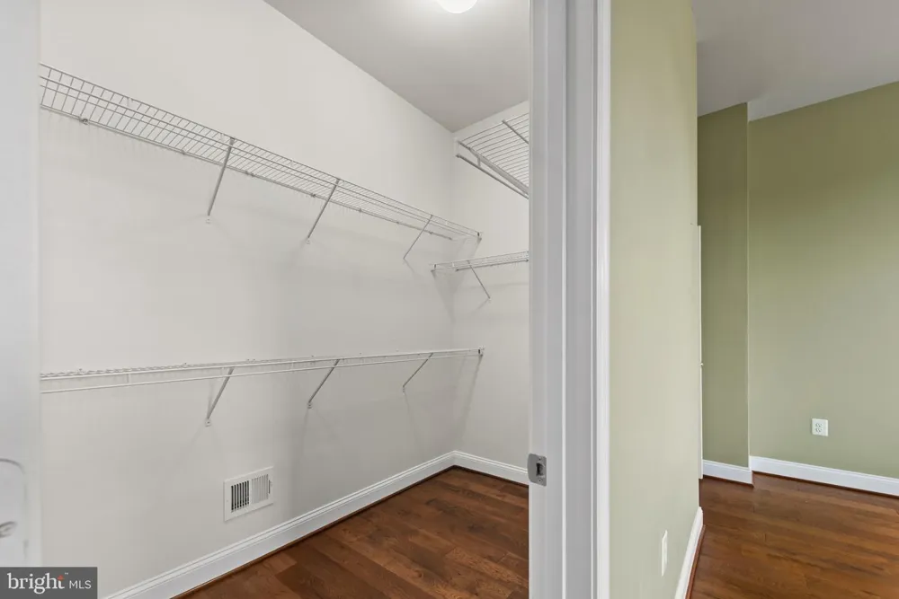709 SKIPPERS LANE Annapolis, MD 21401