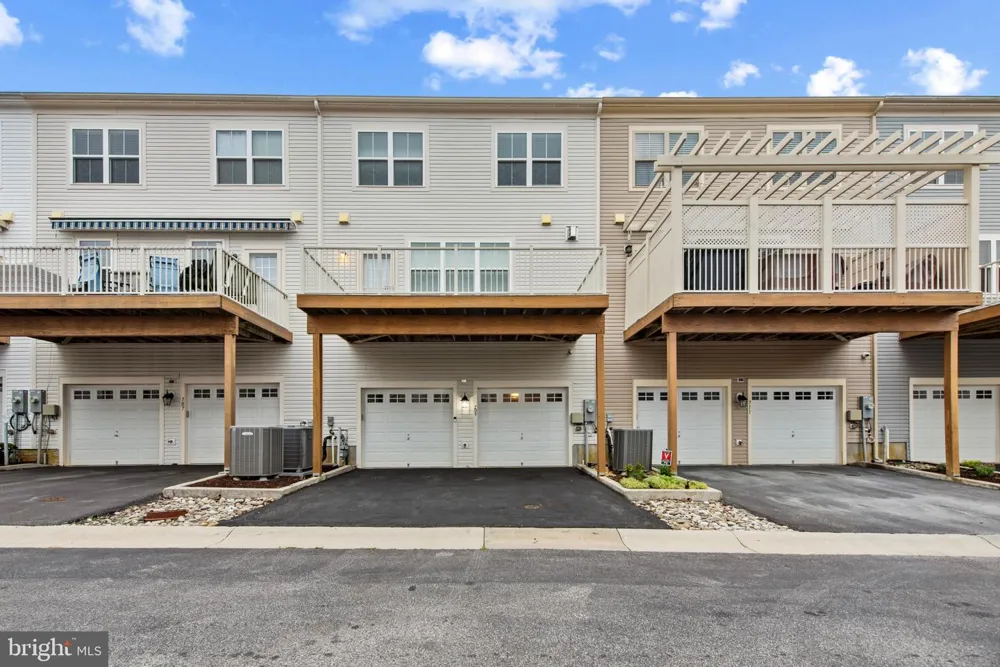 709 SKIPPERS LANE Annapolis, MD 21401