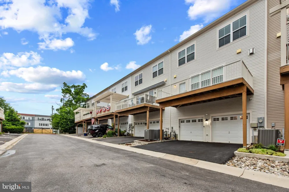709 SKIPPERS LANE Annapolis, MD 21401