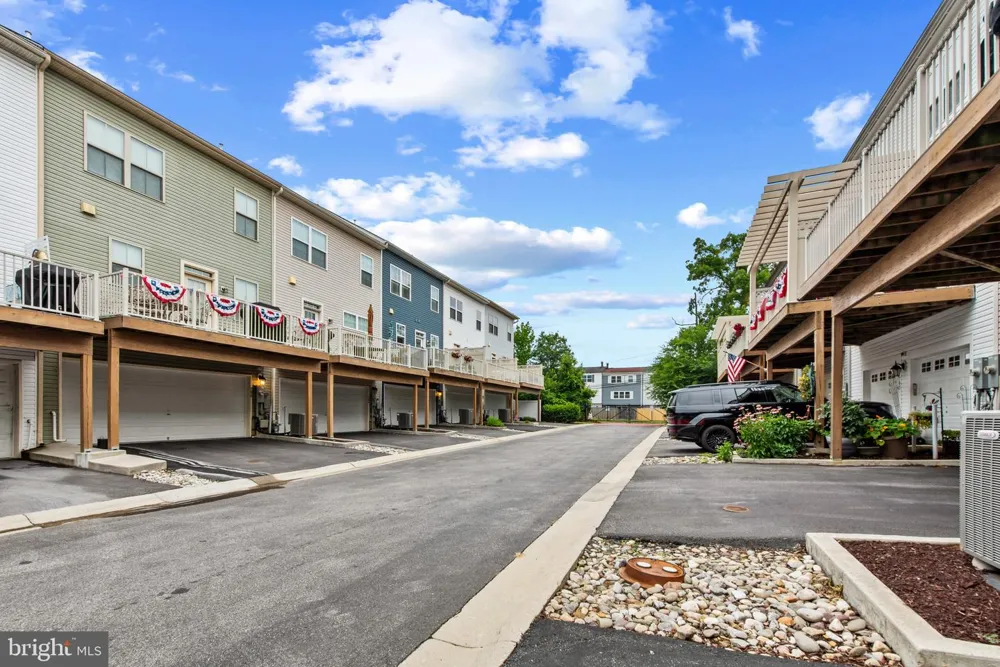 709 SKIPPERS LANE Annapolis, MD 21401