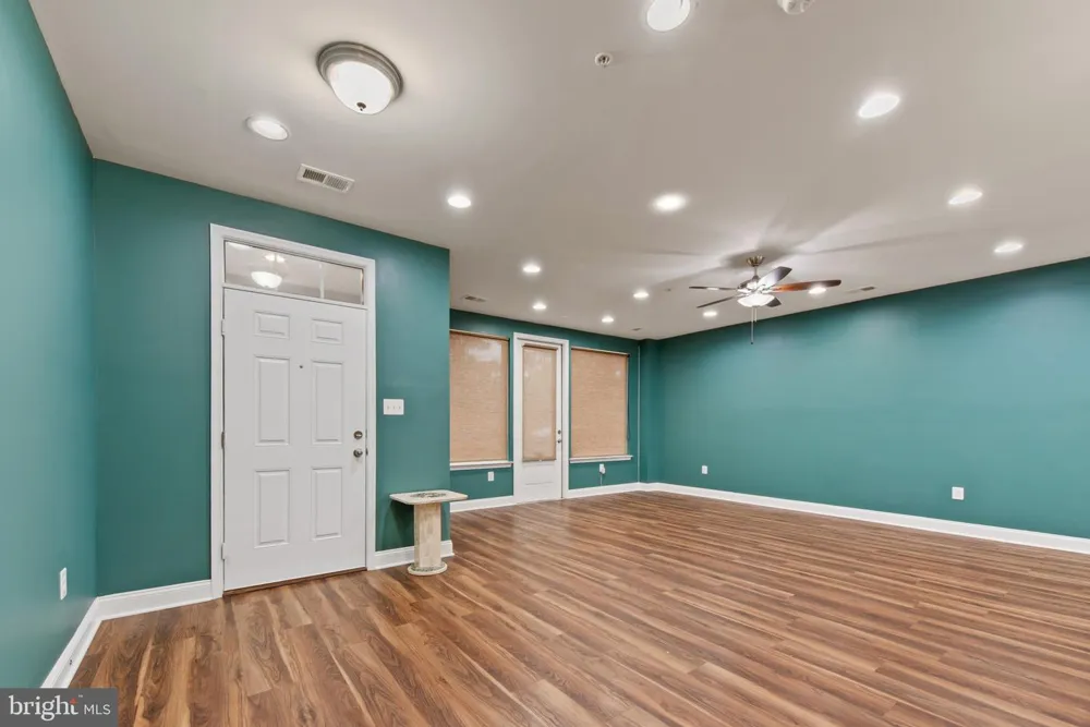 709 SKIPPERS LANE Annapolis, MD 21401
