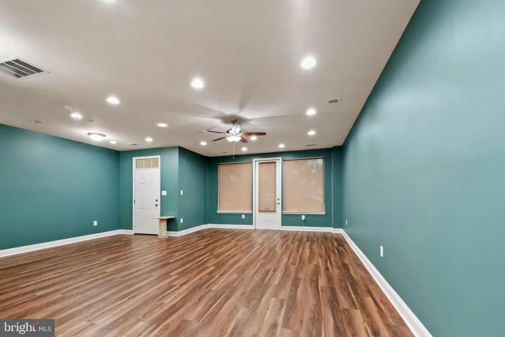 709 SKIPPERS LANE Annapolis, MD 21401