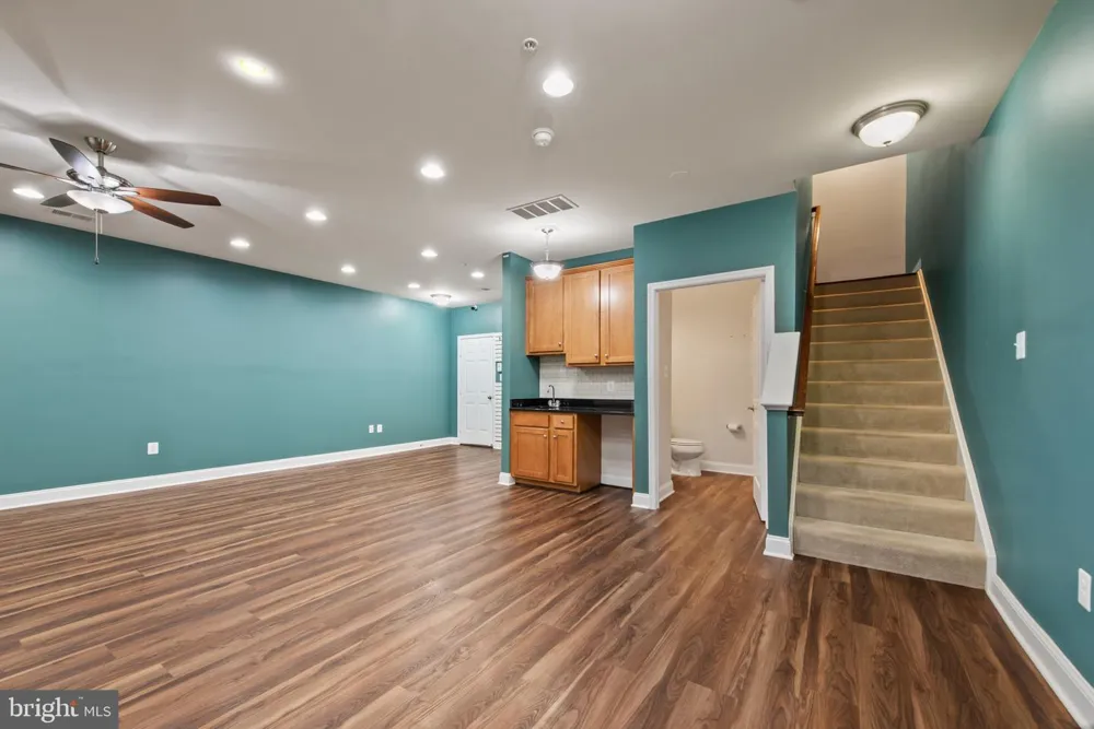 709 SKIPPERS LANE Annapolis, MD 21401
