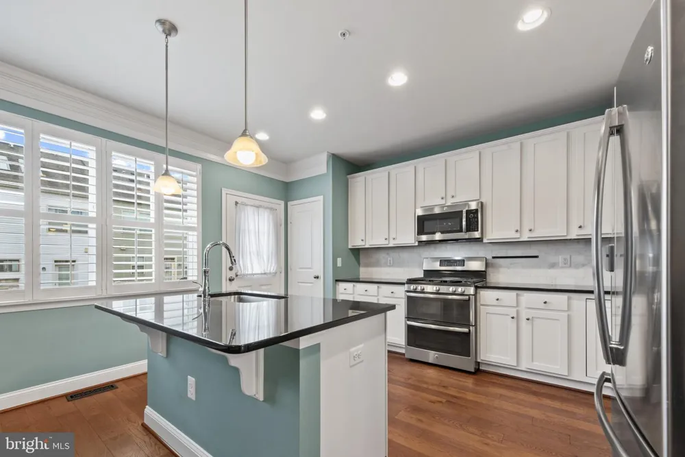 709 SKIPPERS LANE Annapolis, MD 21401