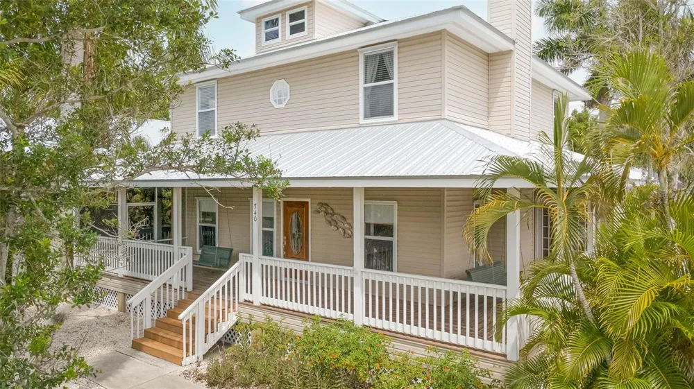 740 W VIRGINIA AVENUE Punta Gorda, FL 33950