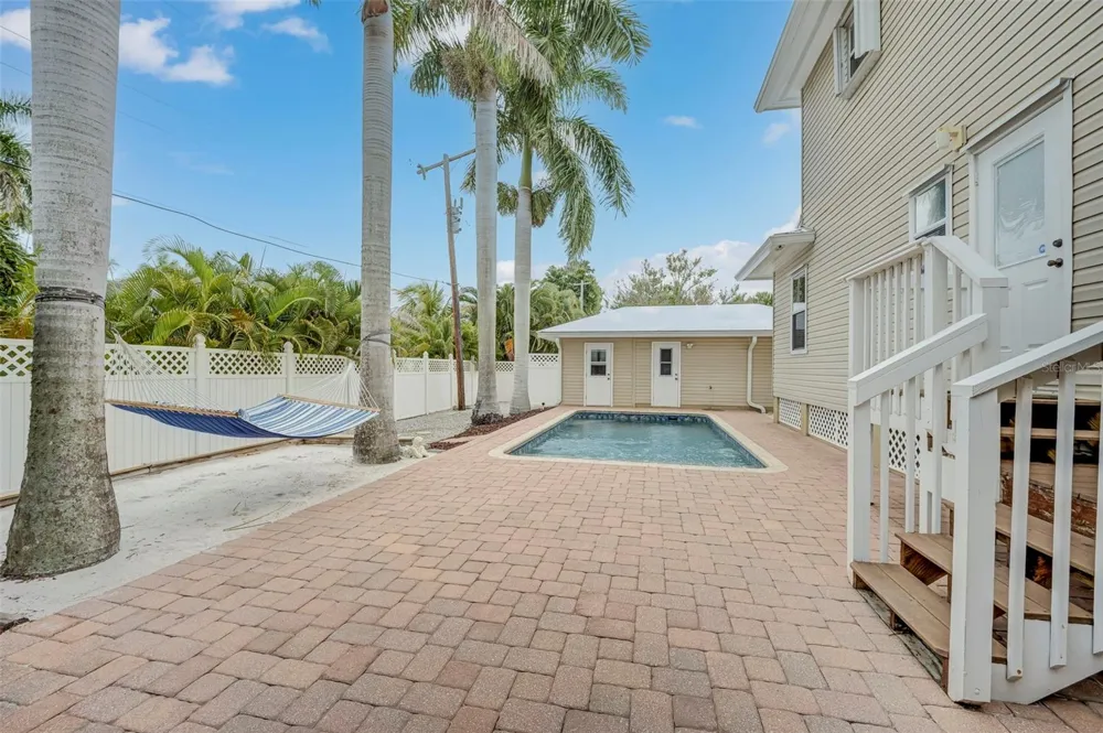 740 W VIRGINIA AVENUE Punta Gorda, FL 33950