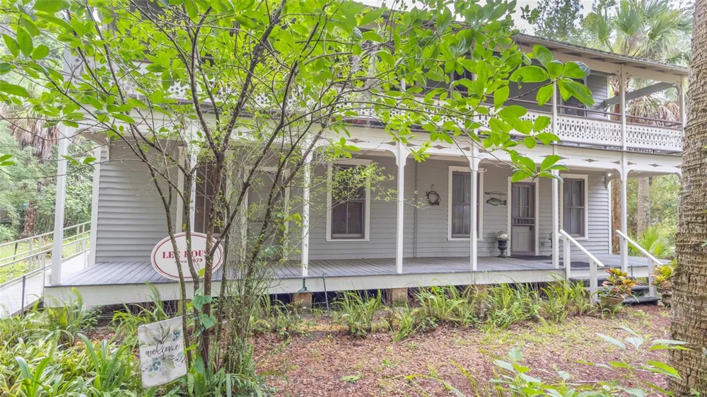 200 PARK STREET Melrose, FL 32666