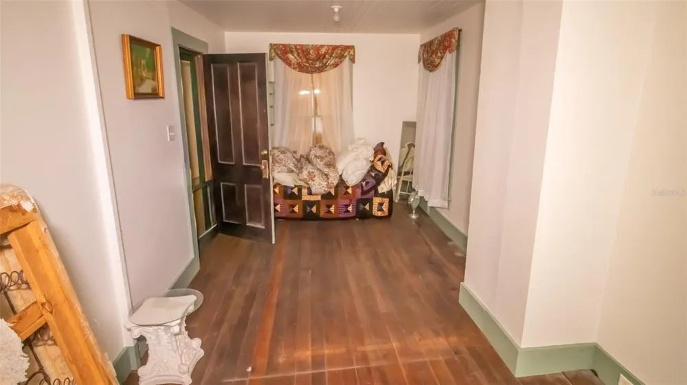 200 PARK STREET Melrose, FL 32666