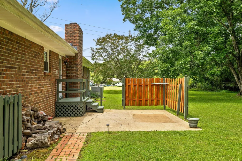 11127 E Brainerd Road Apison, TN 37302