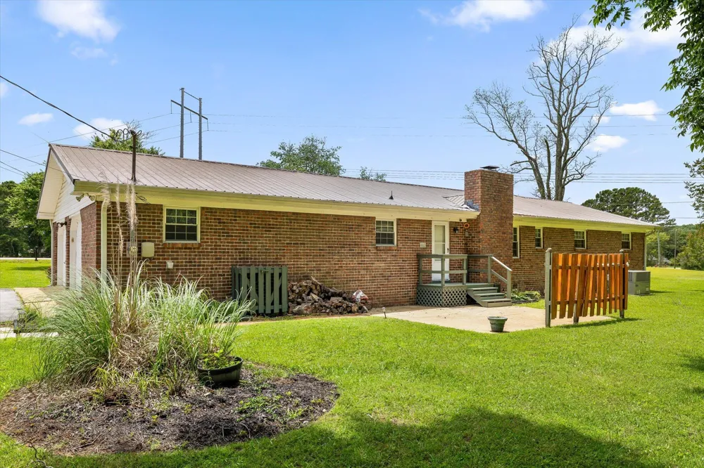 11127 E Brainerd Road Apison, TN 37302