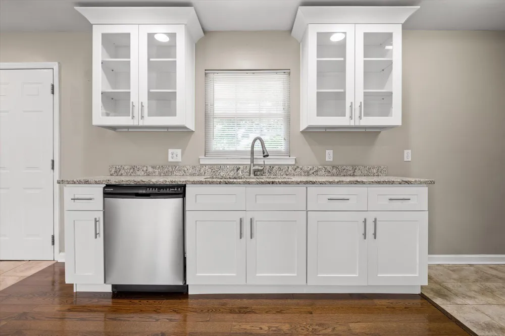 11127 E Brainerd Road Apison, TN 37302