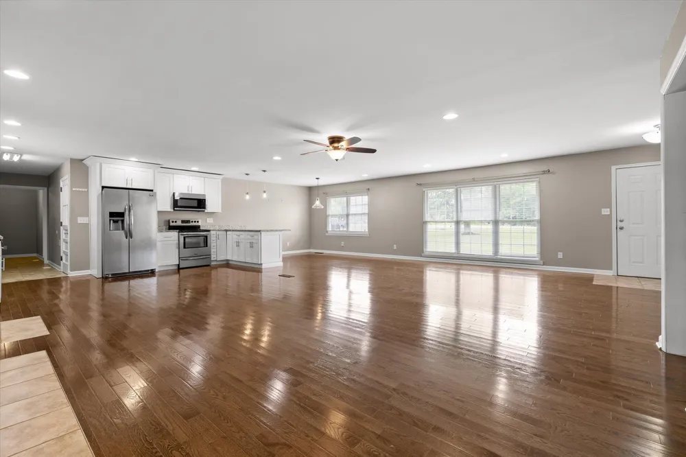 11127 E Brainerd Road Apison, TN 37302