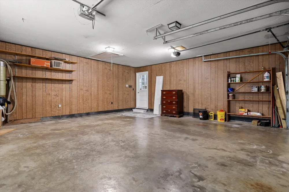 11127 E Brainerd Road Apison, TN 37302