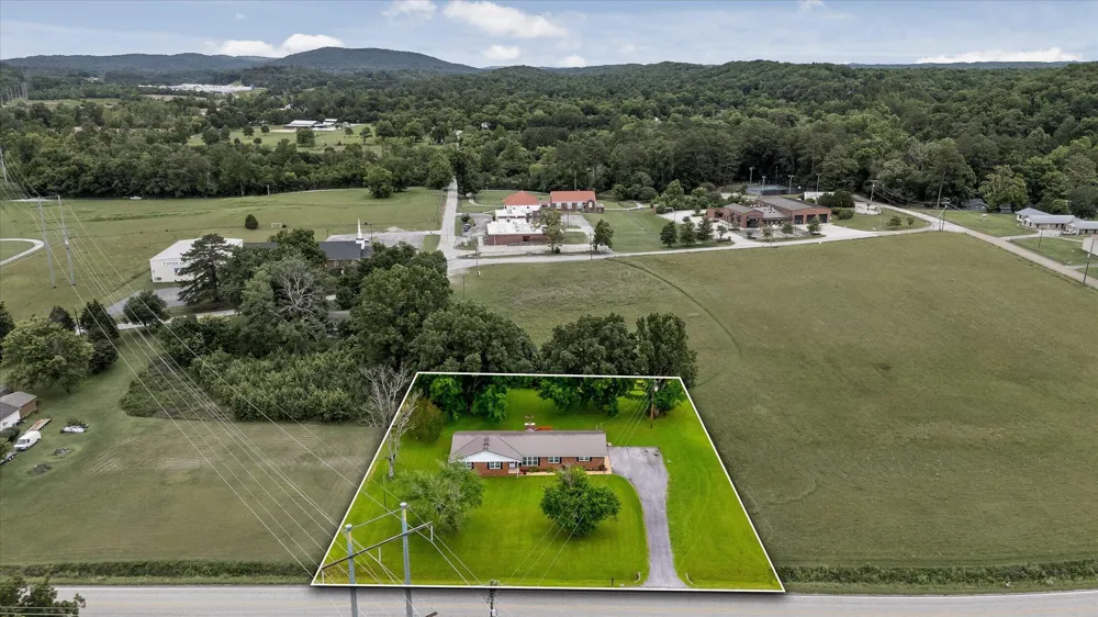 11127 E Brainerd Road Apison, TN 37302