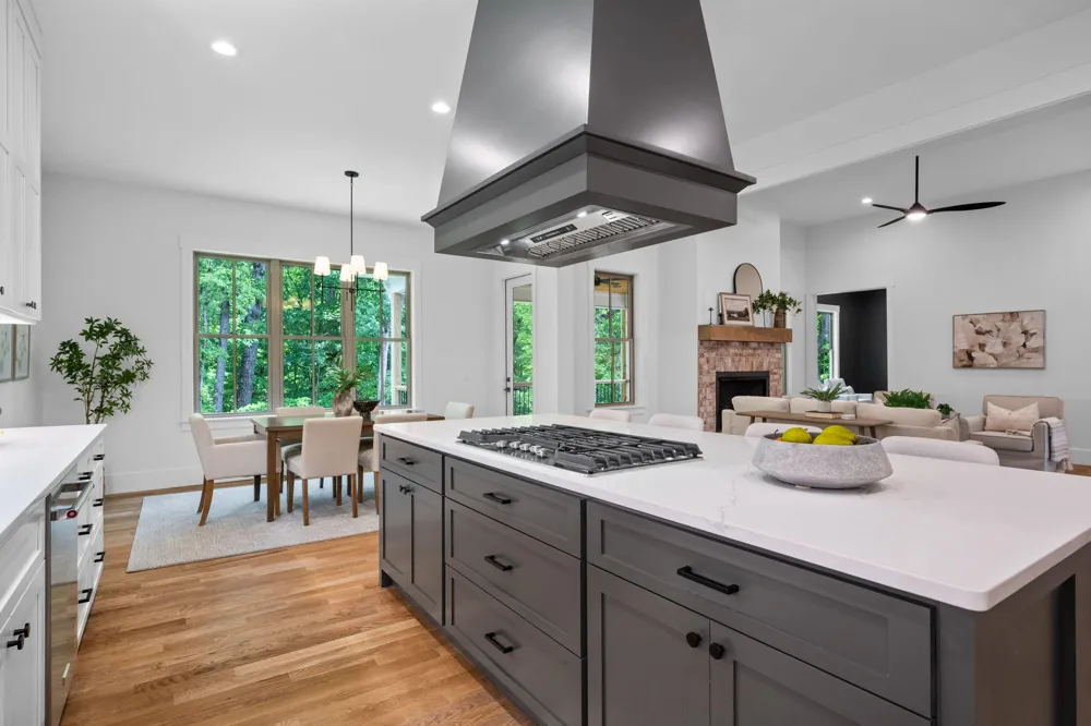 4776 Virginia Pine Road Signal Mountain, TN 37377