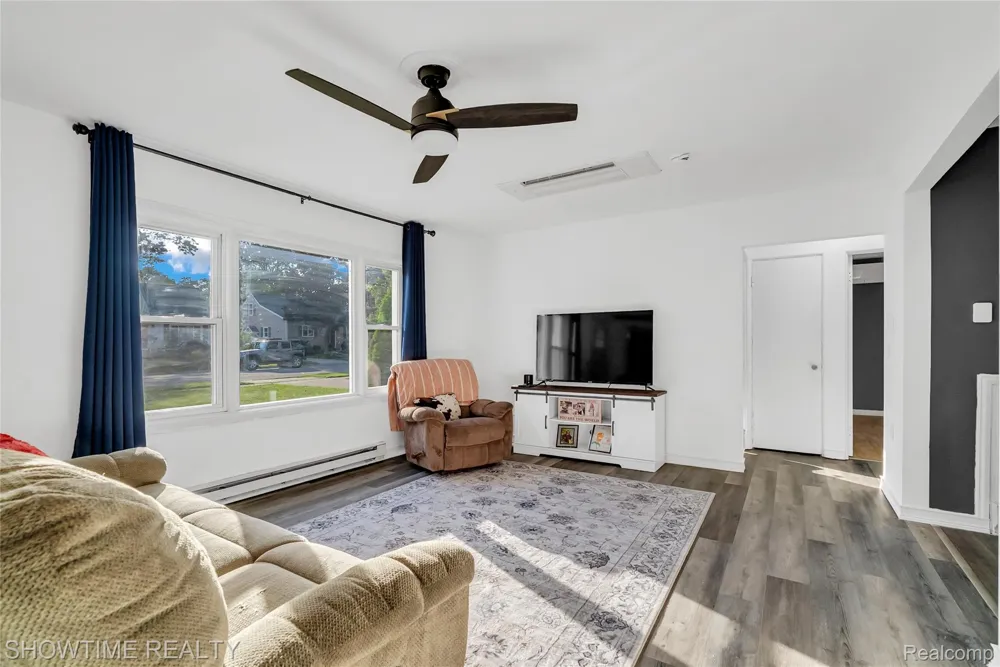3444 Maple Street Port Huron City, MI 48060