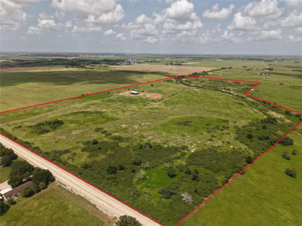 775 S Fm 441 Road Louise, TX 77455