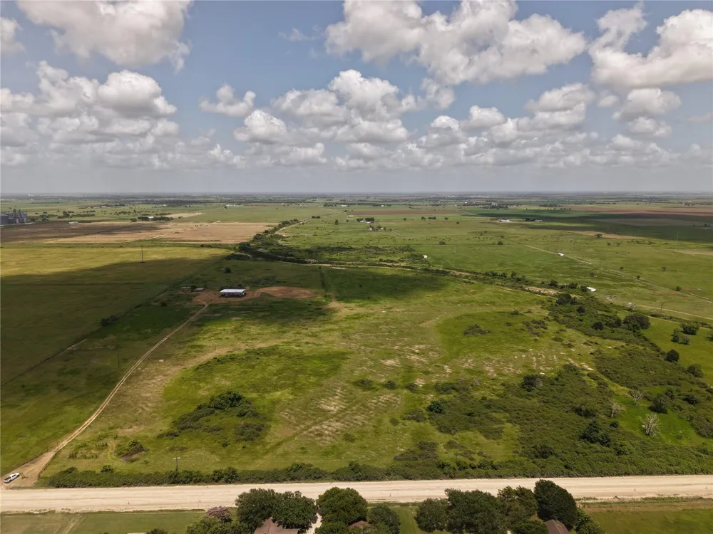 775 S Fm 441 Road Louise, TX 77455
